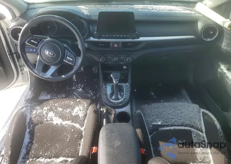 2021 Kia Forte Fe z USA, uszkodzony, nr VIN 3KPF24AD1ME321071